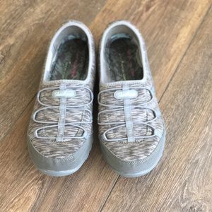 Skechers Sneaker 9.5 used Breathe Easy Sport Grey